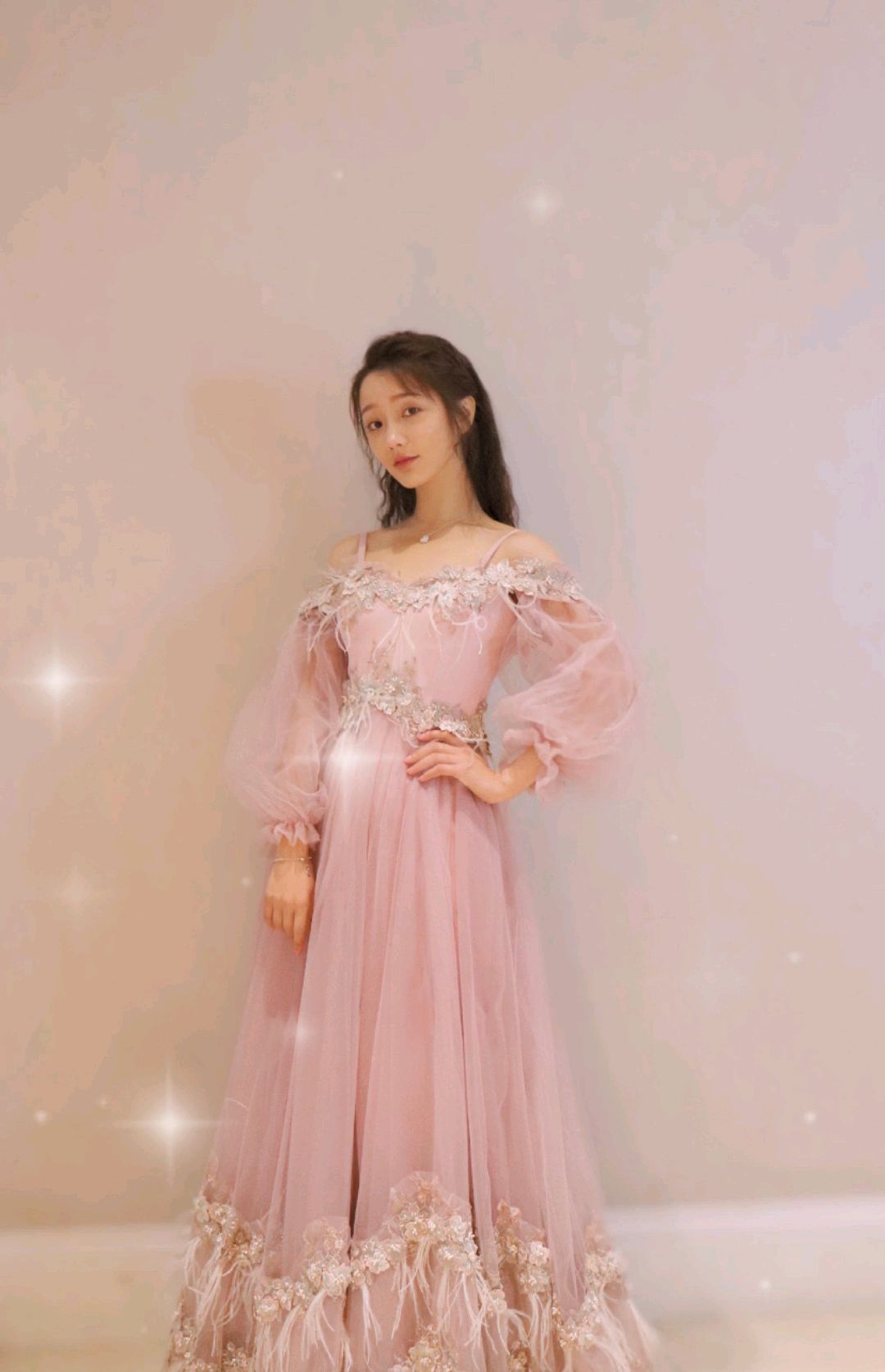 明星写真美图|肖燕