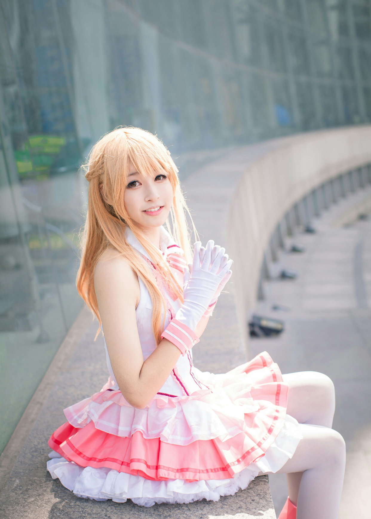 cosplay:四位coser的"白丝"公主裙装扮的歌姬亚丝娜,我都想要