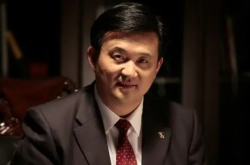 张家港首富,50万起家,创富2000亿,15年世界500强,只因这秘诀!