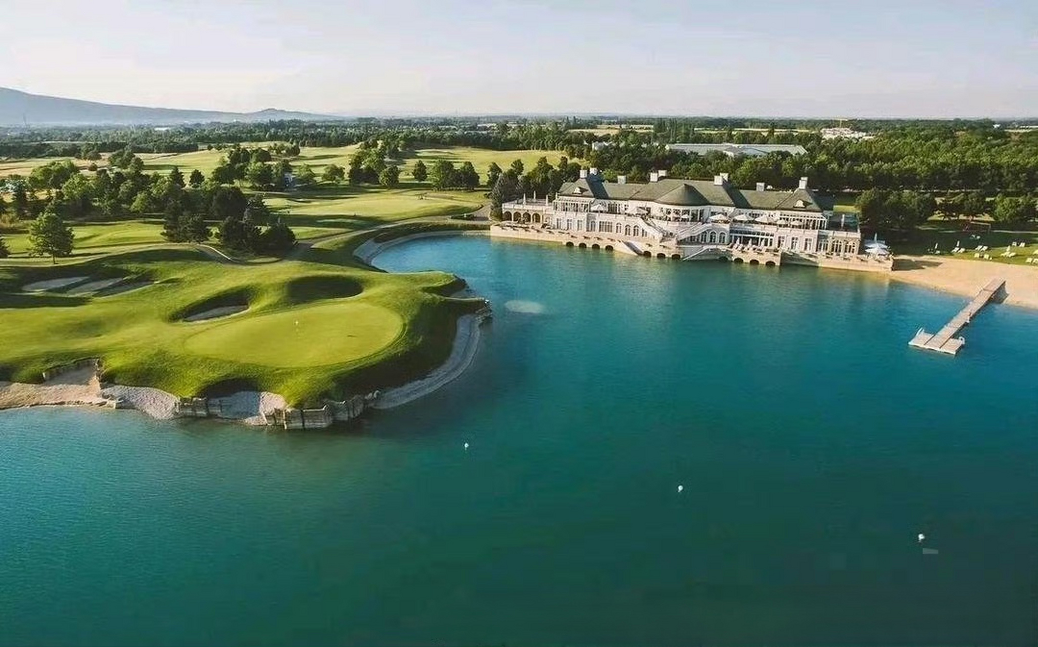 白富美小姐姐的美好时光.#性感美女# #性感好身材# #美女