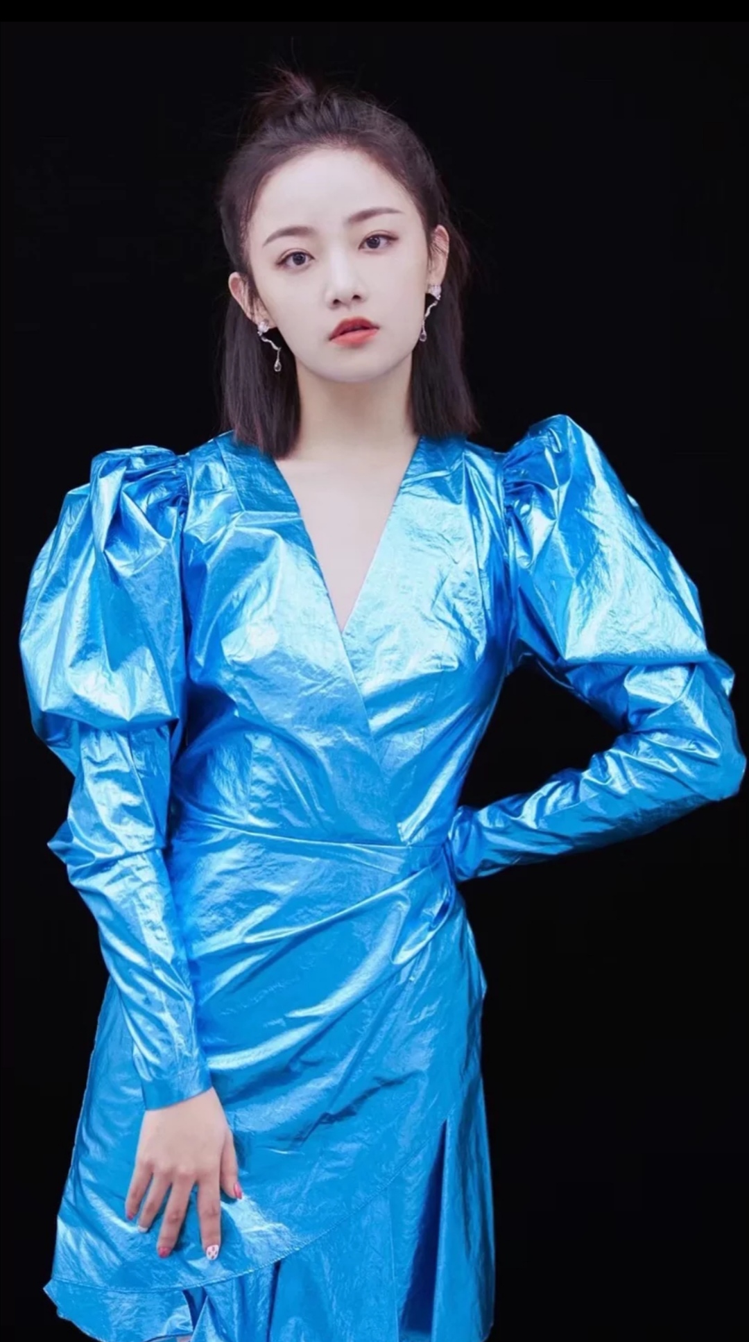 顶级壁纸〕00后美女明星,吴佳怡