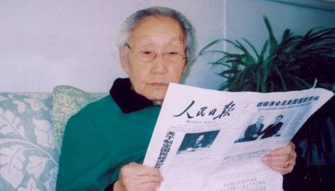 草原额吉云曙碧,与内蒙古红十字会不得不说的故事