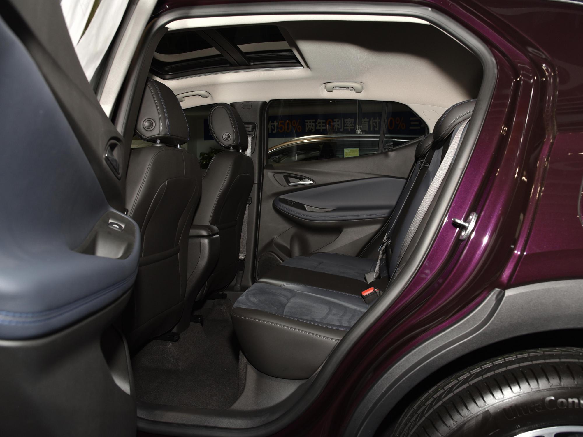 气势恢宏的中形suv,空间大动力强,实拍昂科拉gx