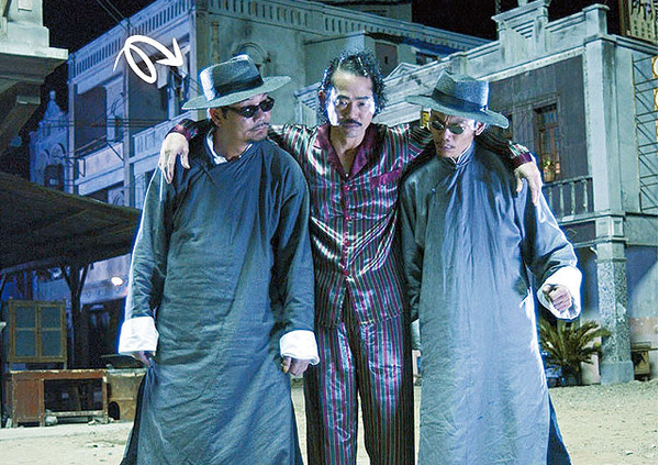 你以为《功夫》里的天残地缺是小演员?其实他们大有来头