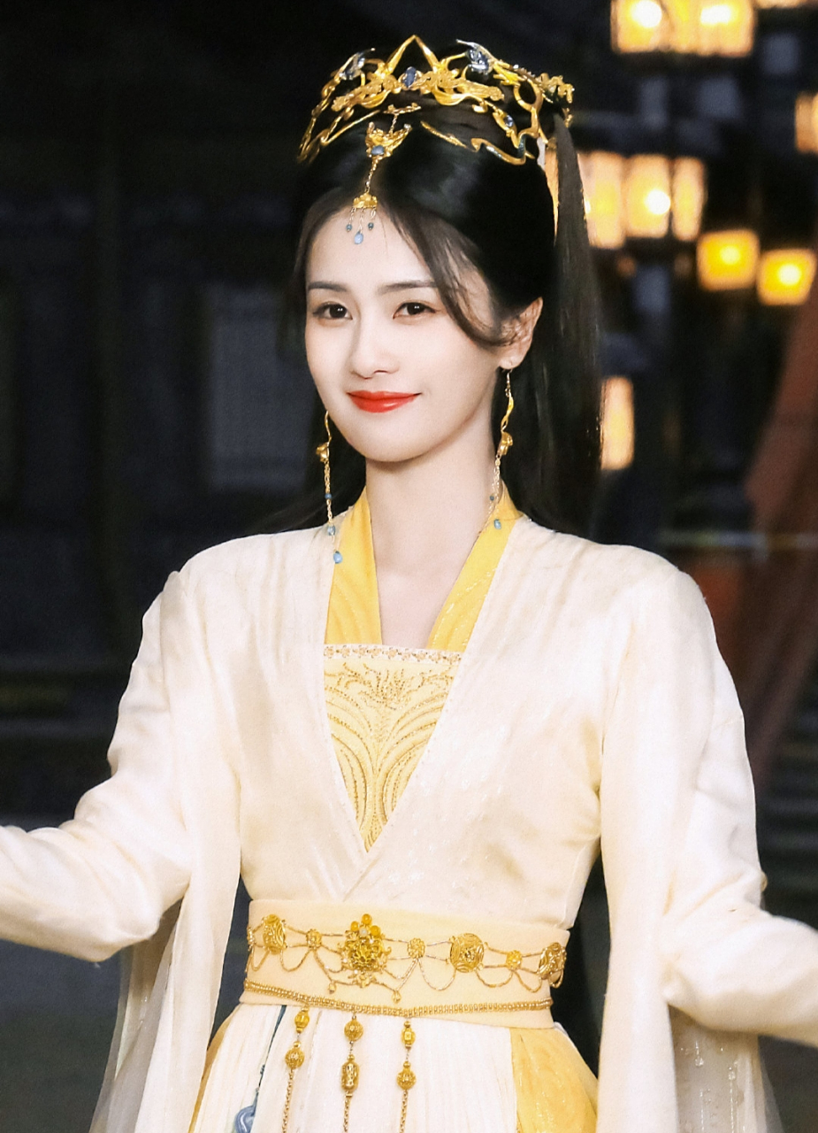 白鹿—这古风的造型和她可真搭呀!