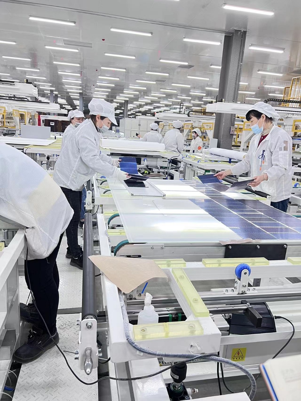 上饶晶科新能源内附工作实景