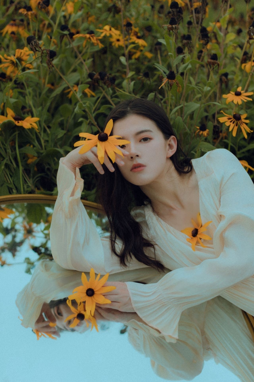 关畅,出生于河北省唐山市,毕业于北京电影学院表演系,中国内地影视女