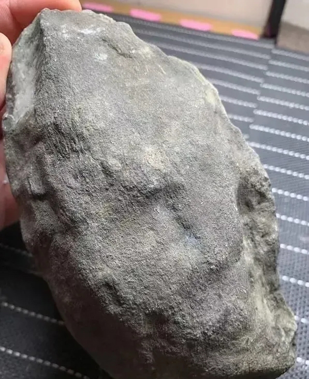 77公斤老帕敢美货 种水老光感不错肉质细腻#翡翠原石# #翡翠# #点击