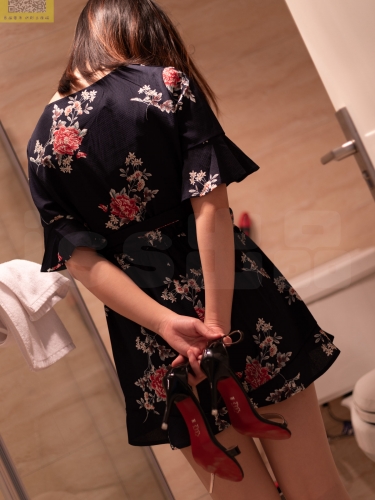 [LSS山茶摄影] NO.297 小辛的肉丝碎花裙