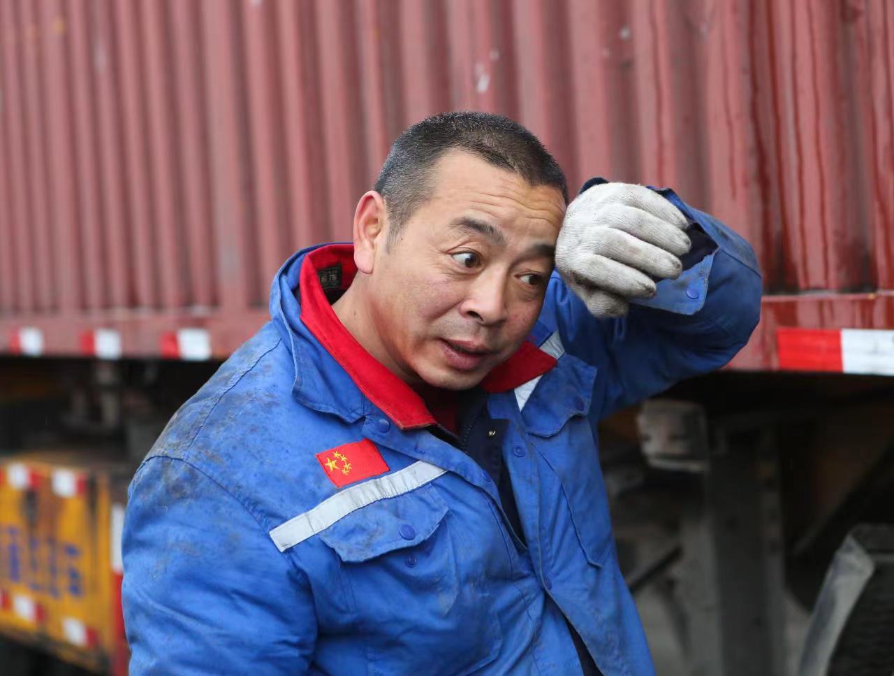 青白江最美货车司机丨张义:驰援武汉,勇闯边关