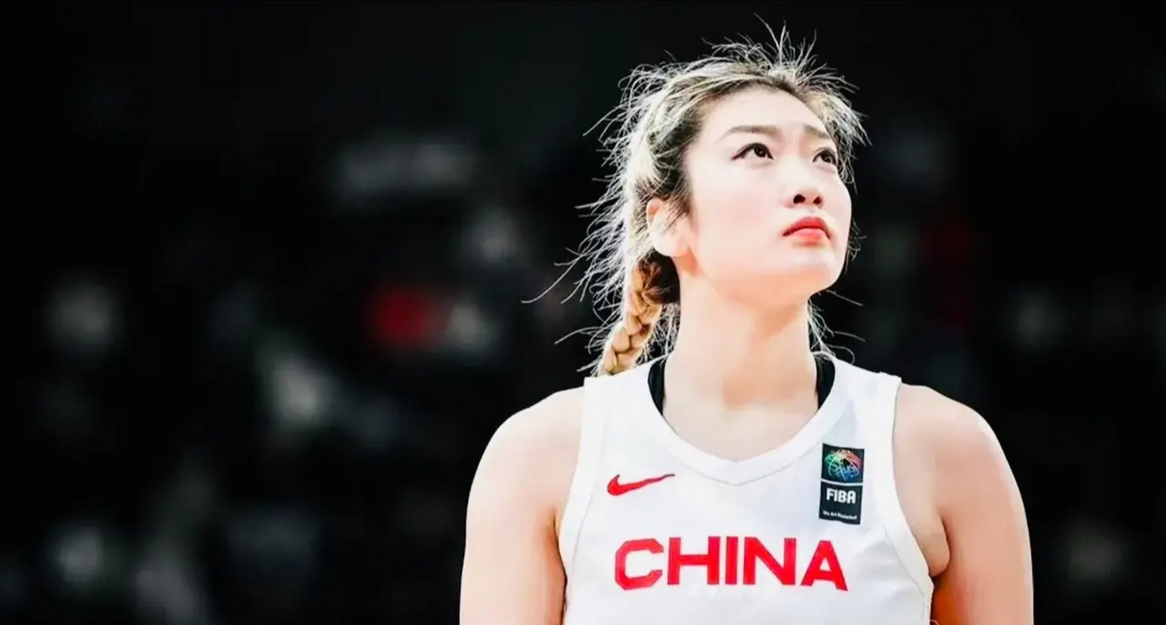 王霜:被曝落选中国女足了 李梦:又被曝被中国女篮解约了 朱婷:被曝