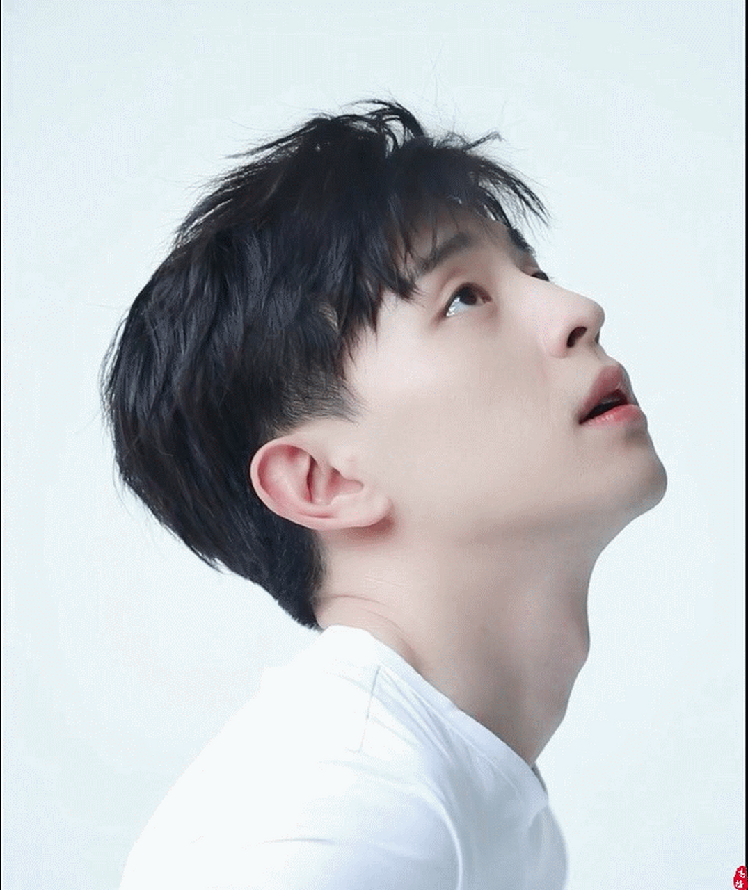 看了邓伦被强制执行174万的消息,只想说:"凤凰,你好糊涂啊!