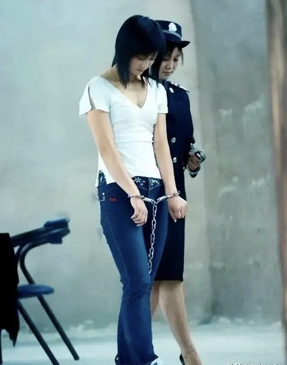 毕丽梅,"最美"死刑犯,05年被执行死刑.被枪毙了二次!