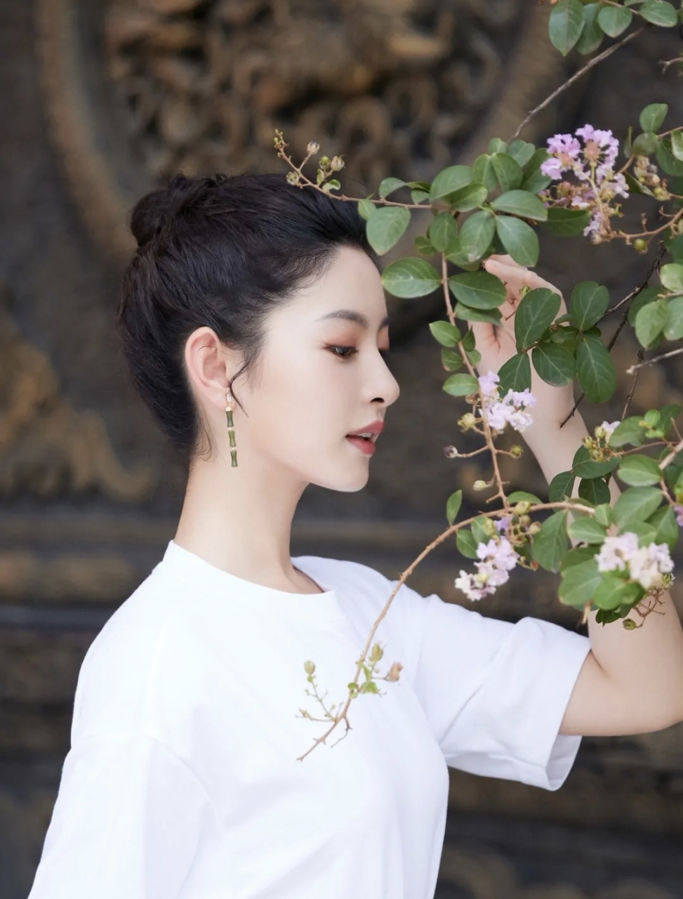 赵晴,2000年出生于黑龙江,毕业于浙江传媒学院,中国内地影视女演员.