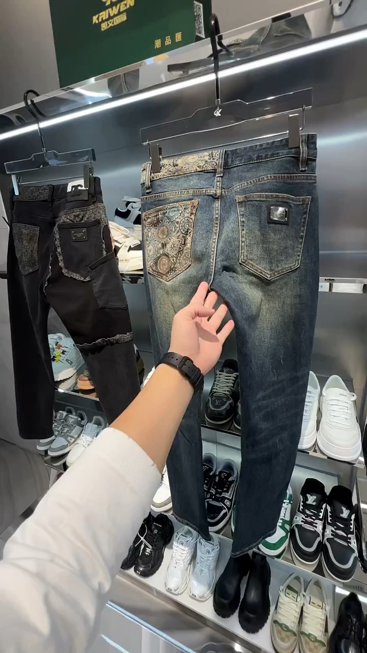 杜嘉班纳牛仔裤实拍分享,潮流时尚上身立体有型