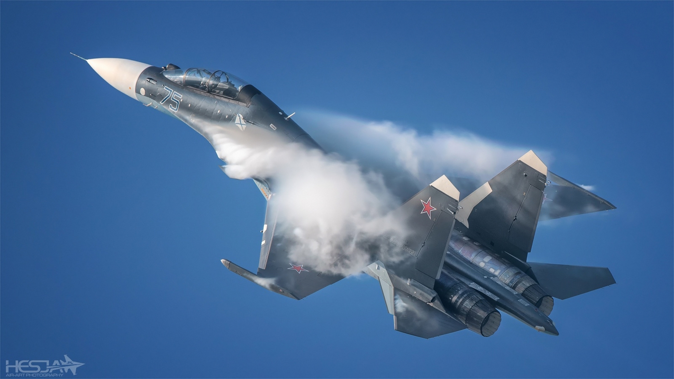 俄罗斯飞行部队su-30sm战斗机～鸭式气动布局极大提升了其机动性能