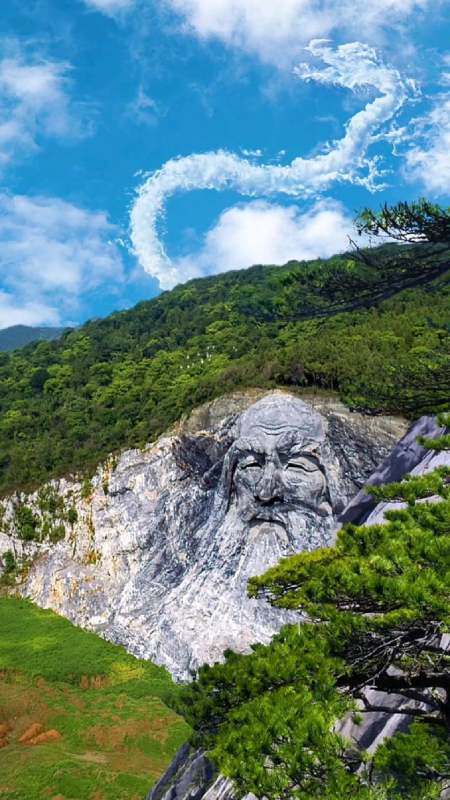 湖北襄阳发现大型伏羲摩崖石刻头像,相传伏羲人首蛇身三皇之一,华夏