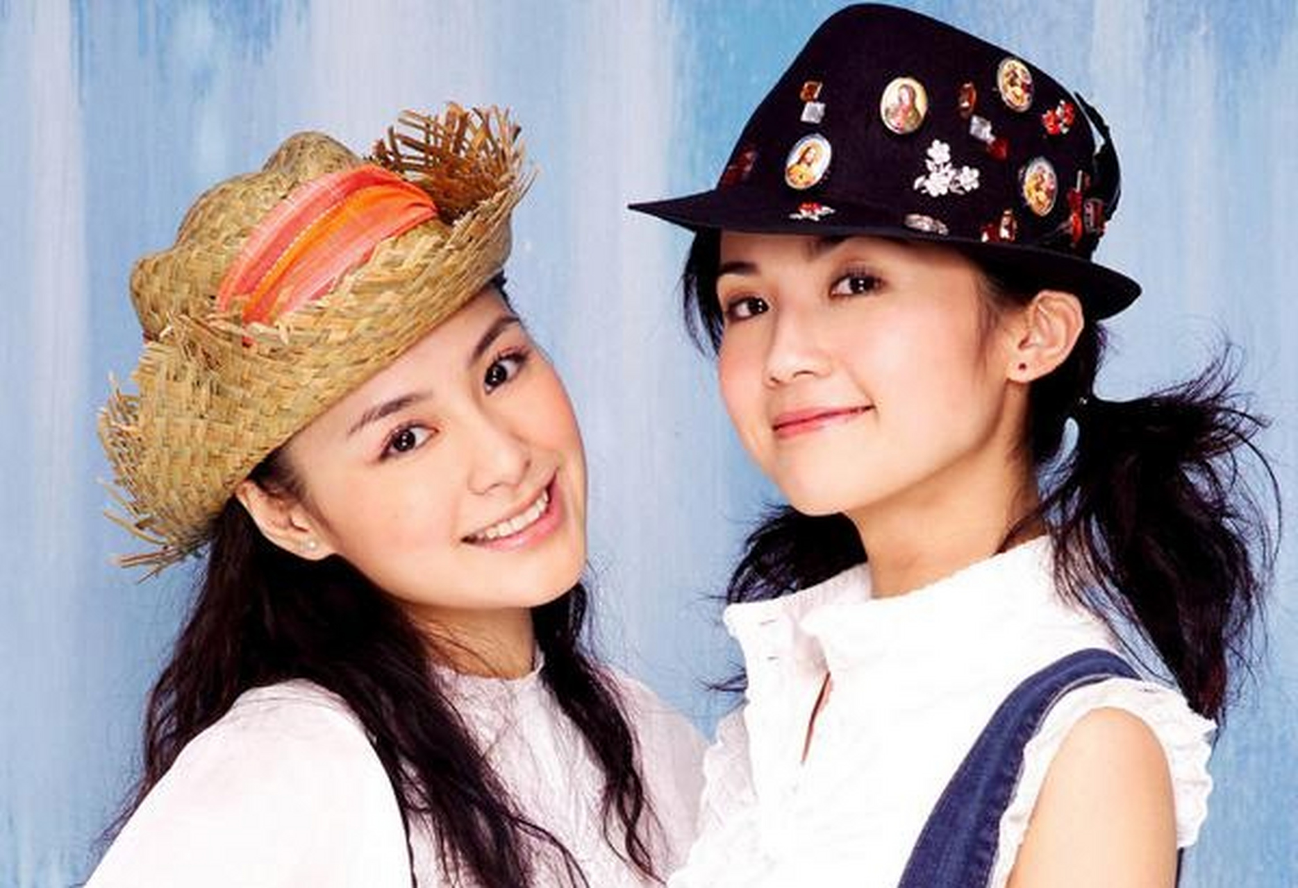 她说以后怀孕,房间里肯定要贴满关智斌或者阿娇的海报,生女儿就要像