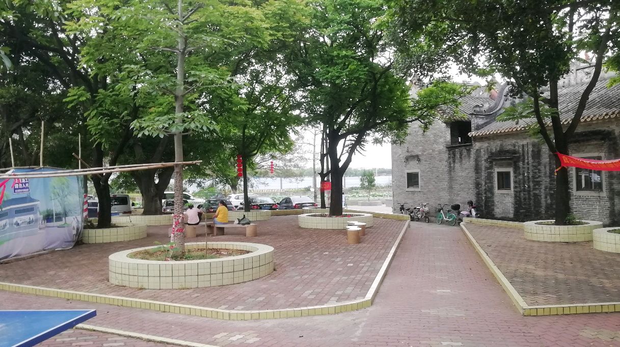 广州番禺区钟村街道谢村的襟湖李公祠