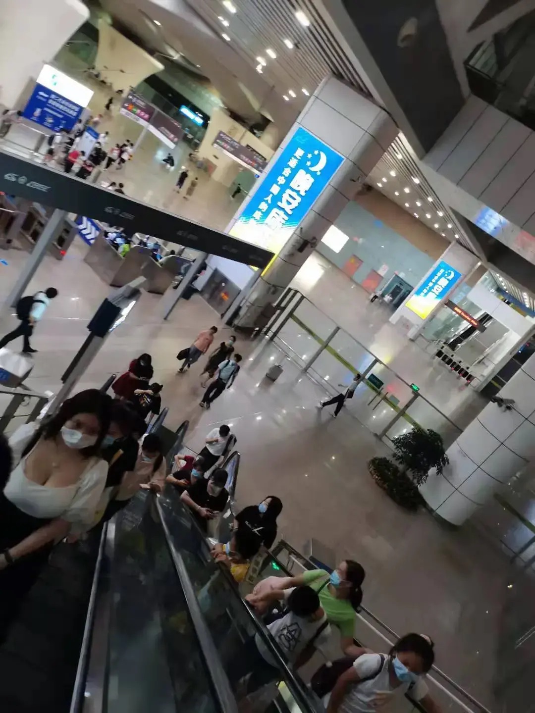 这电梯真白-kosuo-谷姐靓号网