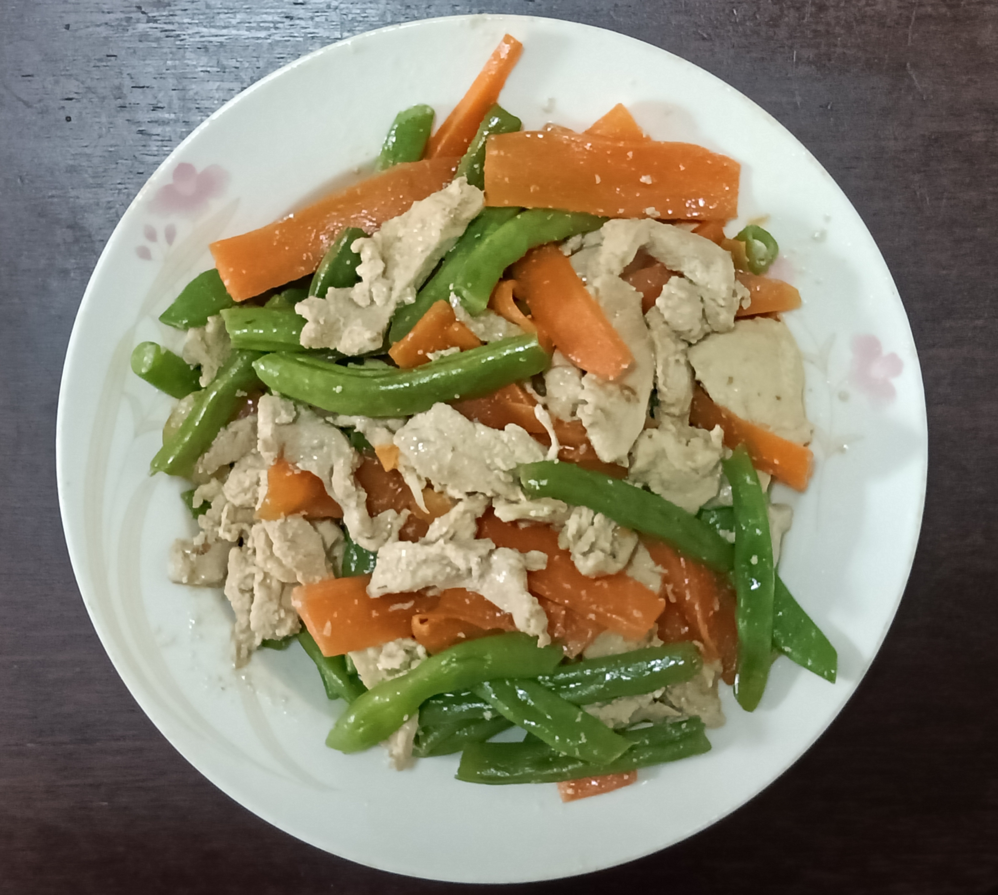 四季豆炒鸡肉图片