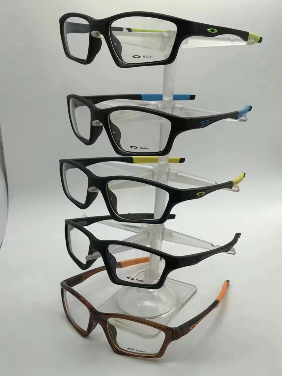 运动款眼镜