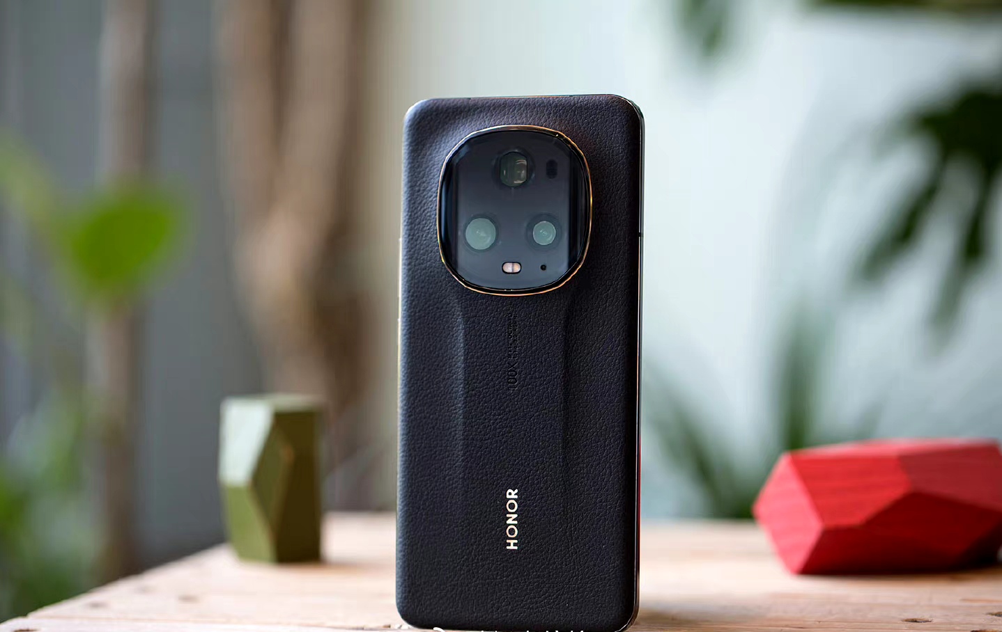 荣耀magic5至臻版怎么样?荣耀magic5配置,性能,拍照及续航介绍