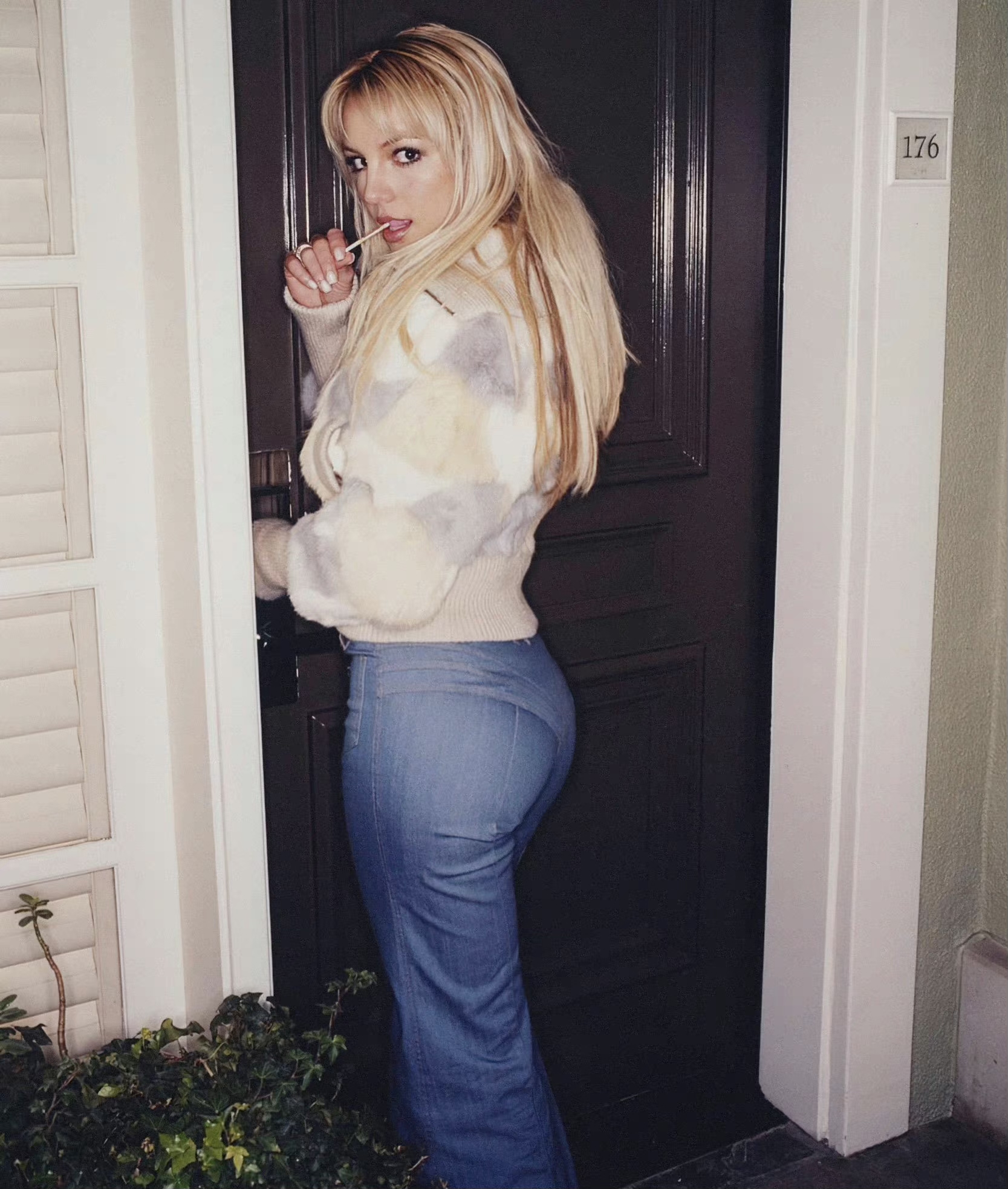 美国甜心布兰妮宣布意外流产!