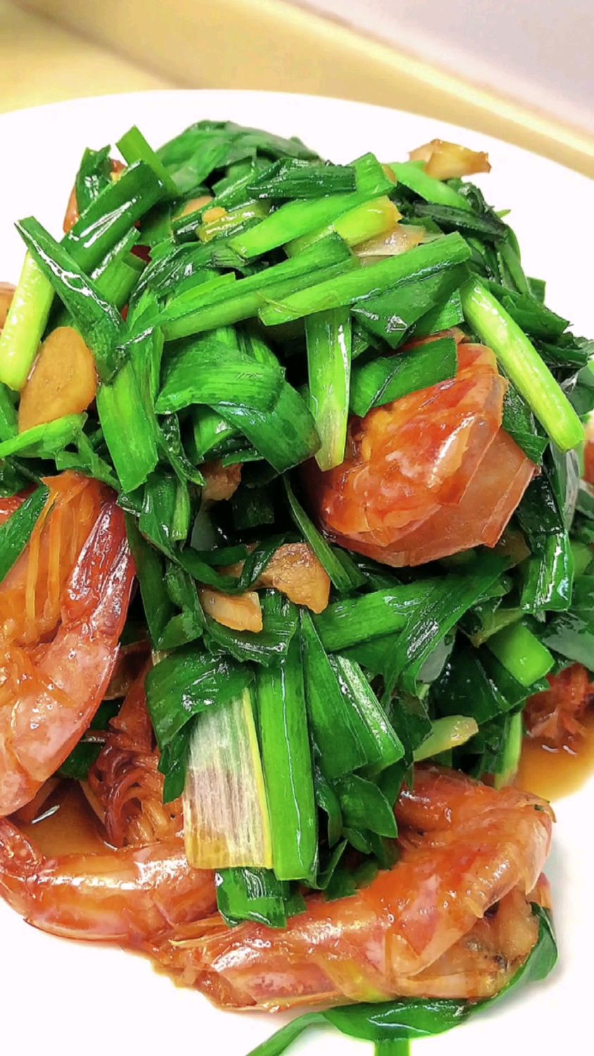韭菜炒虾,鲜香可口