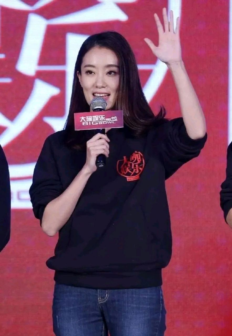 黄晓明被张小斐在《好事成双》中的哭戏所触动,感性的一面再次展现.