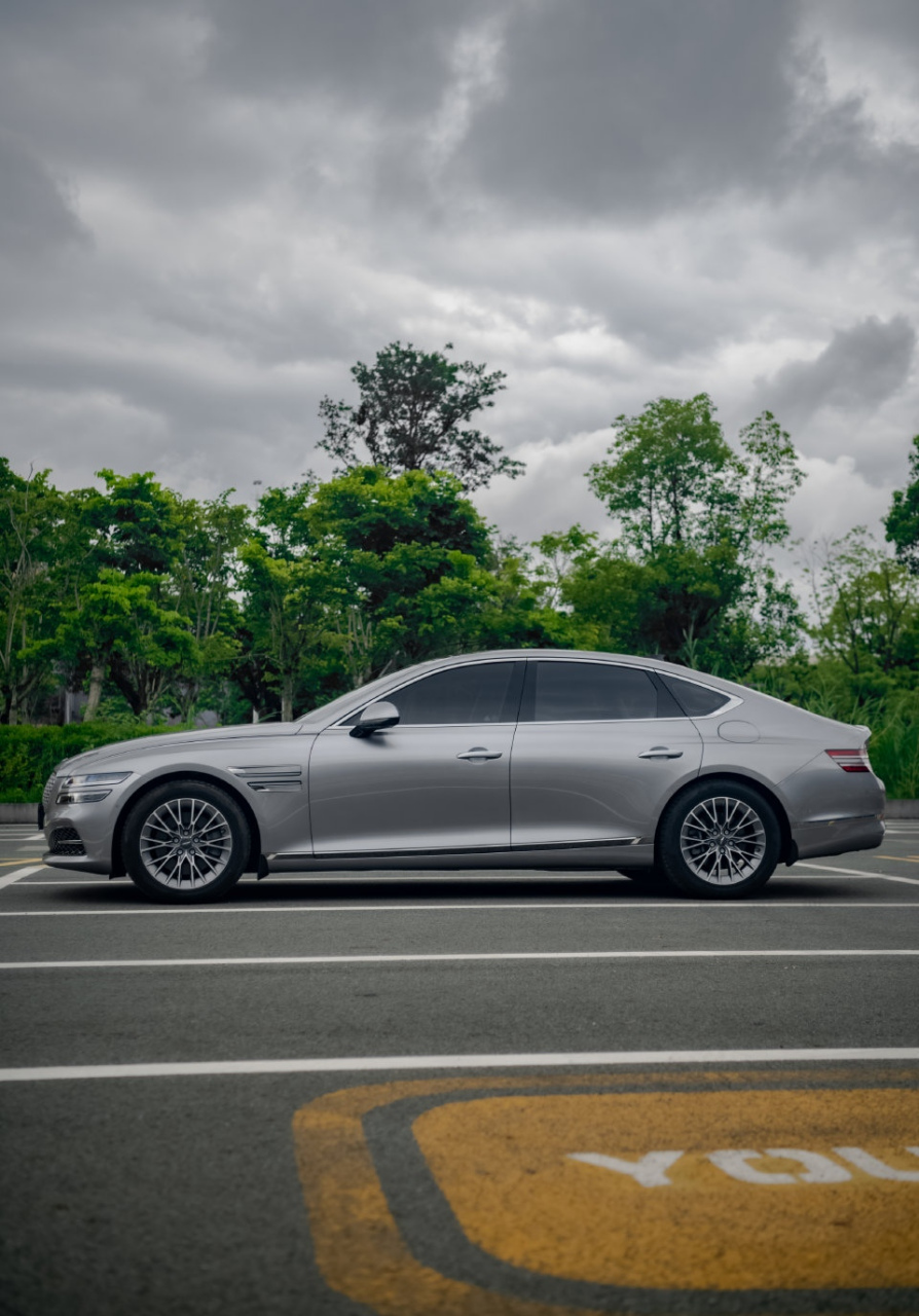 韩国的宾利—捷尼赛思g80 颜值挺高的