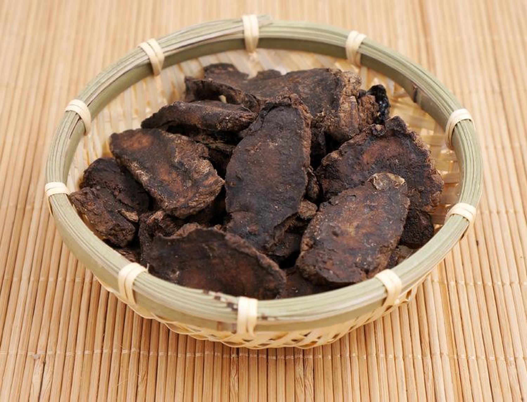 四味健步汤加减调理曲张,颇有奇效,收藏! 案例:案例:毛某,男,51岁.