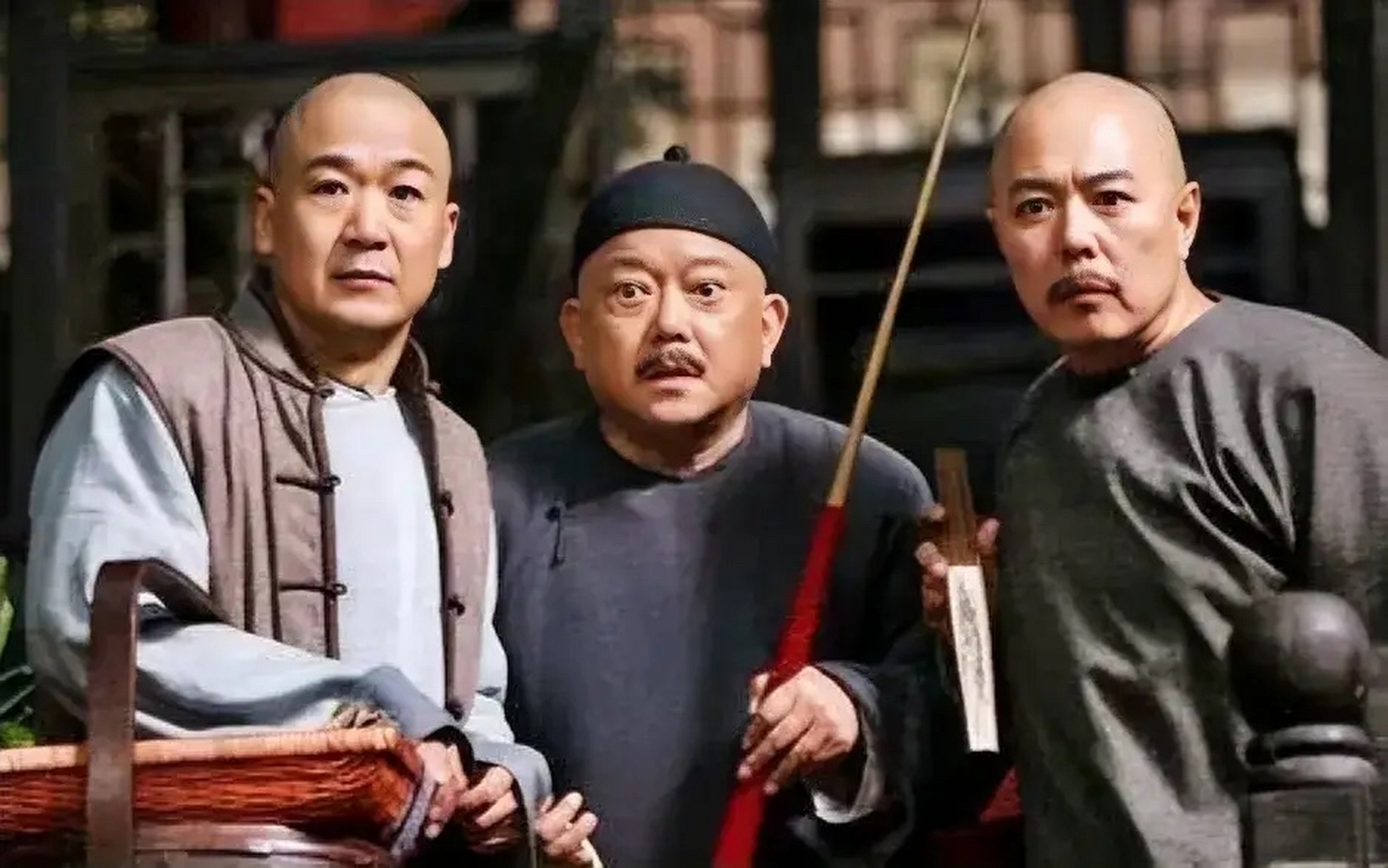 清朝时期,乾隆皇帝微服出巡,在一群人中间,遇到一个算命先生,那算命