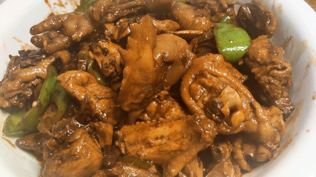 沂蒙炒鸡的家常做法,肉质鲜美,唇齿留香,一看就会