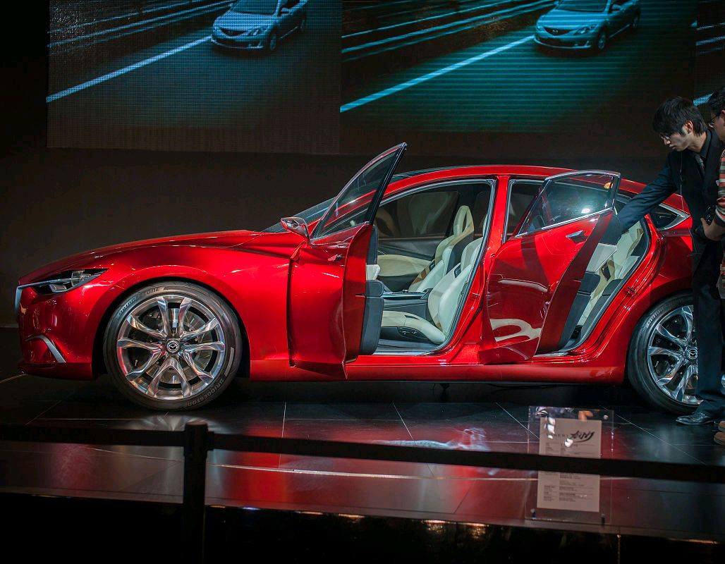 日本国宝级跑车,配赛车式尾冀 四出排气,314马力4·5s破百