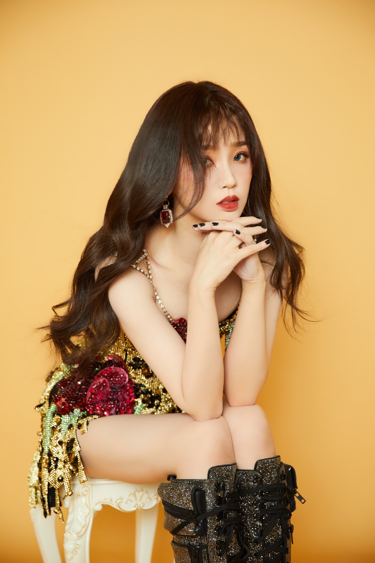 明星写真美图|虞书欣