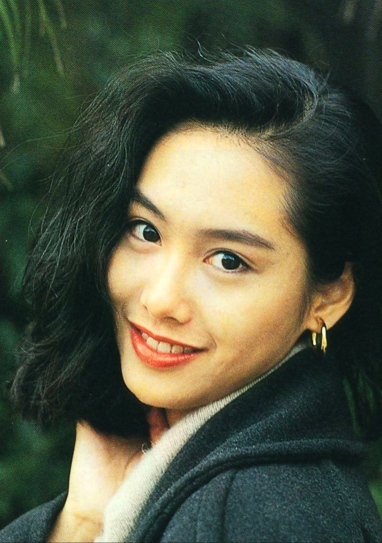 年轻时候的朱茵真的是好美