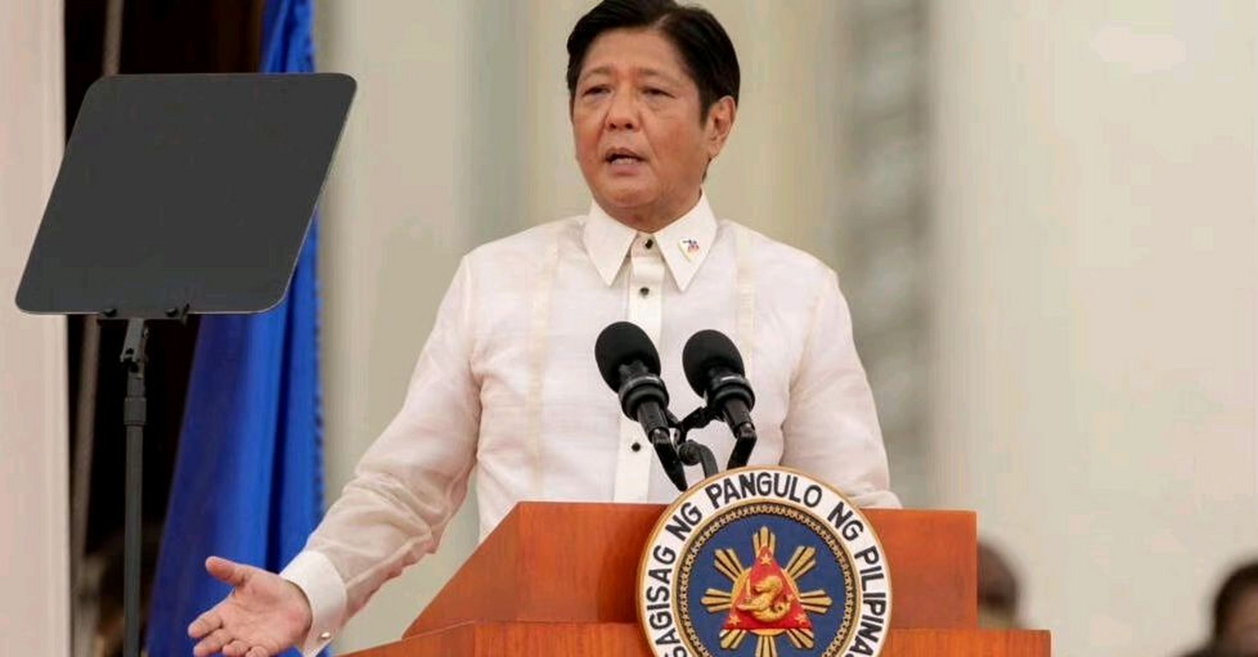 菲律宾总统小马科斯:在菲律宾的美军基地只提供使用,但不容许从这些