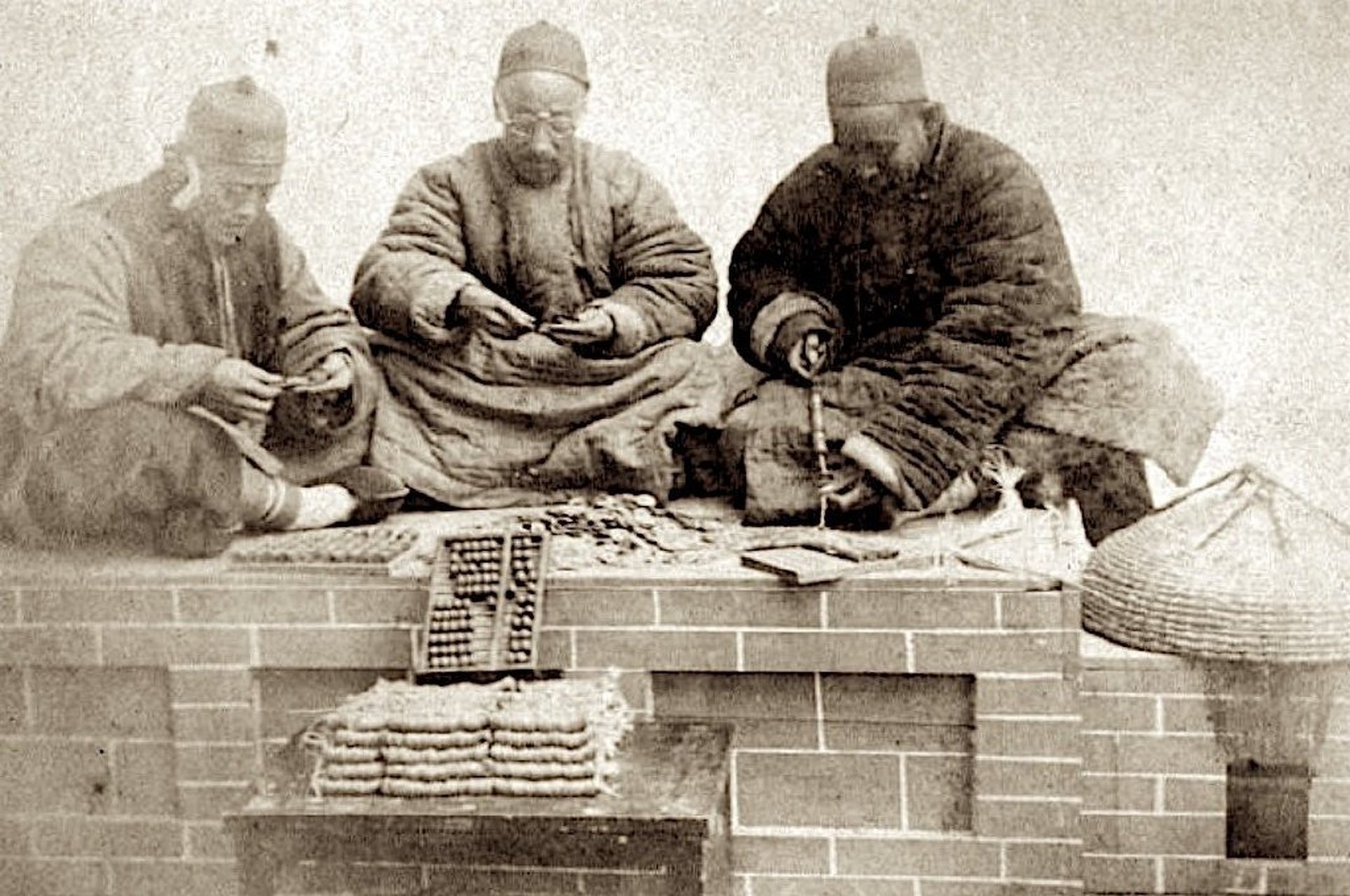1890年拍摄的山东德州武城老照片,昔日武城百姓真实的社会生活场景.