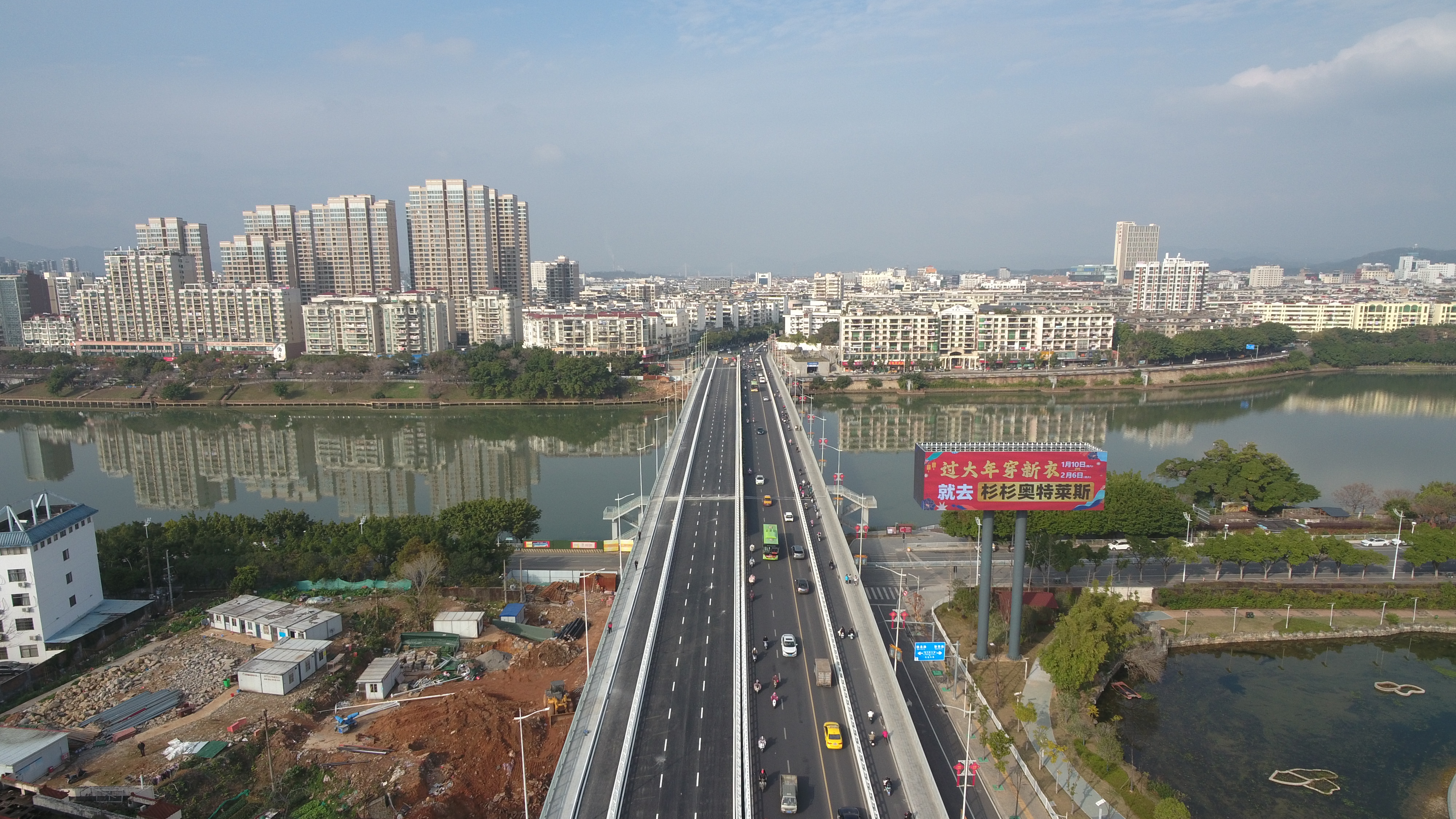 赣州南河大桥新桥主桥全线通车