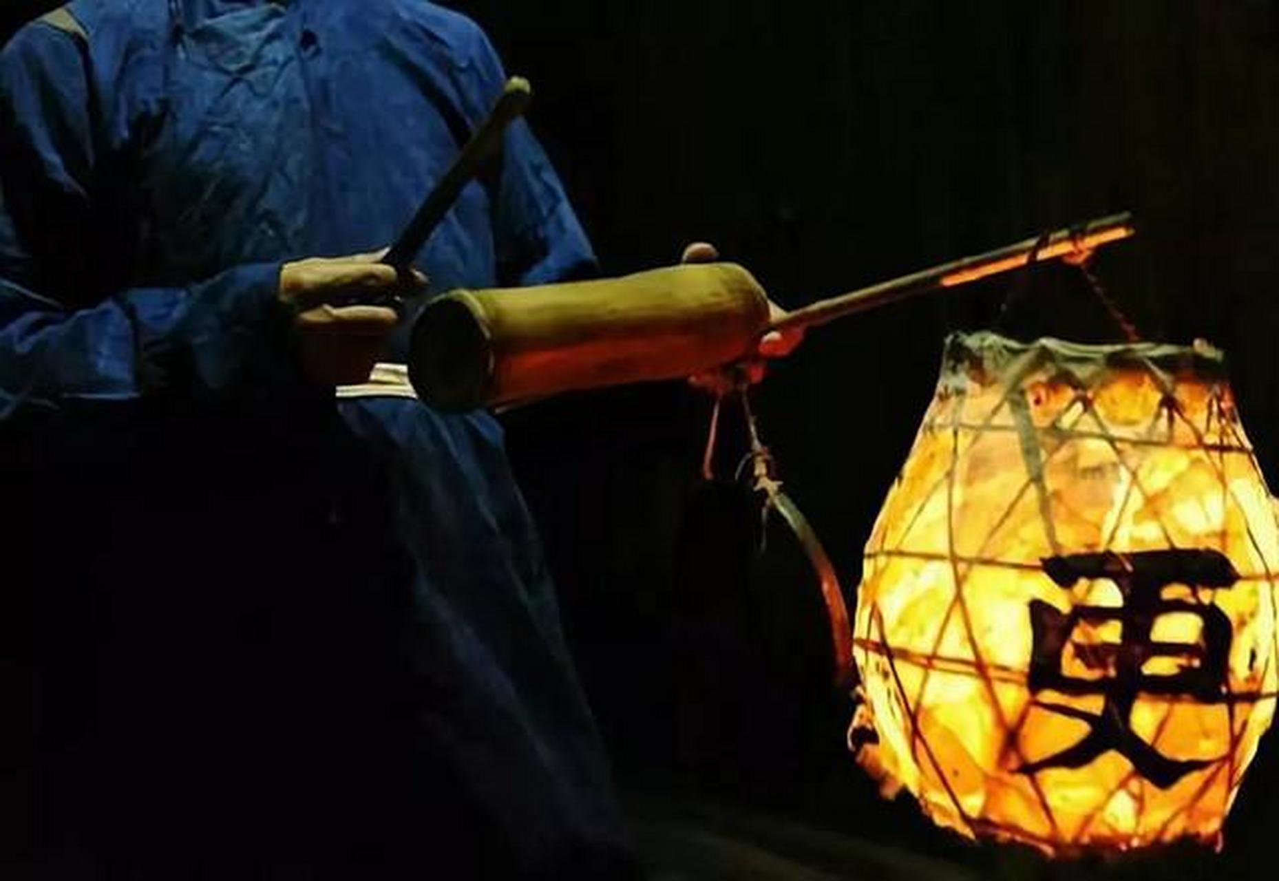 在宋代之前的漫长历史时期,中国古代的城市里几乎都有宵禁制度.