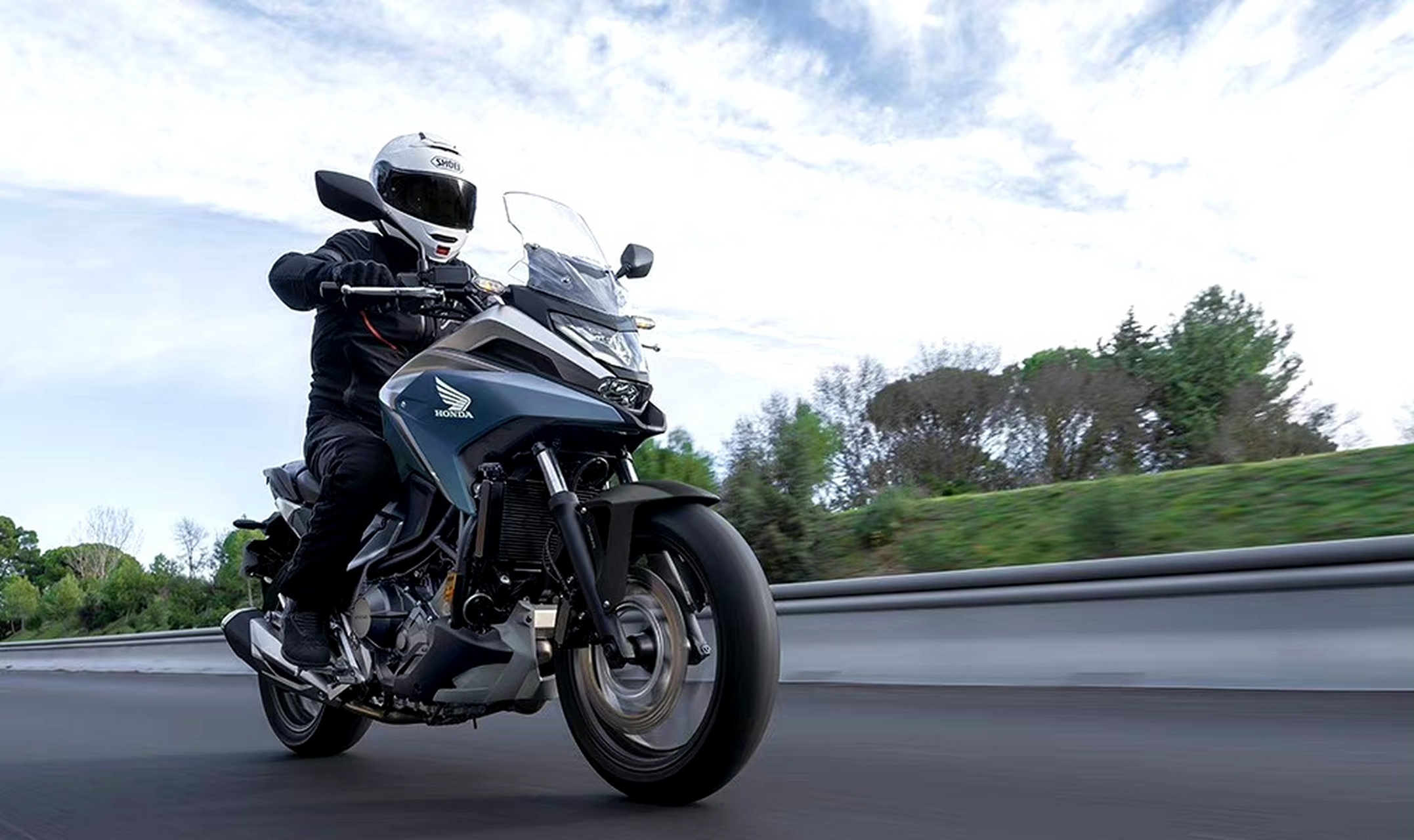 本田nc750x摩托车,经典自动挡,带来极致感受.