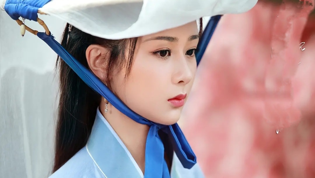 杨紫古装武侠古风写真剧照,她的美让人一眼万年难以忘怀