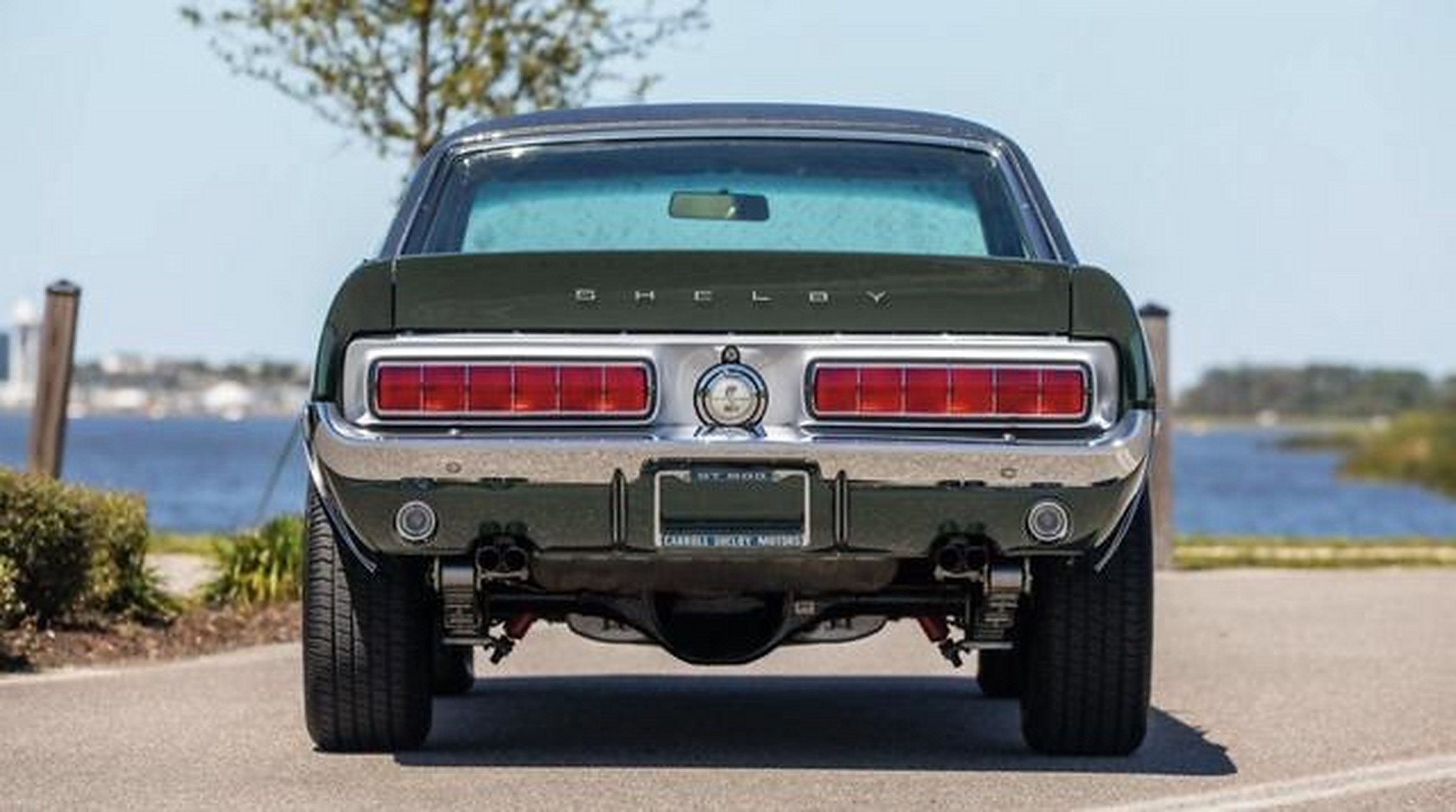 卡罗尔·谢尔比(carroll shelby)的"青蜂侠"原型车#百度初秋打卡挑战