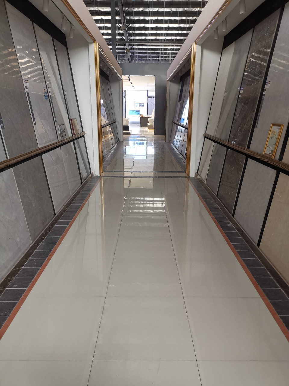 东北陶瓷城 #绽放计划#  东北陶瓷城对于沈阳装修界的人都不陌生,地点