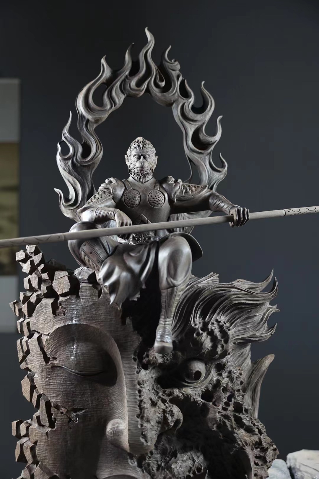 阴沉乌木木雕悟空猴子根雕摆件