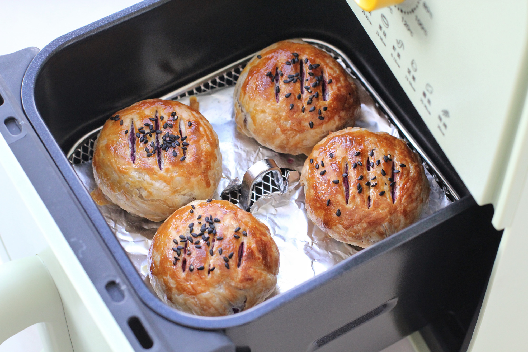 解锁手抓饼新吃法,包入紫薯馅,外皮酥脆内馅香甜,简单零失败!