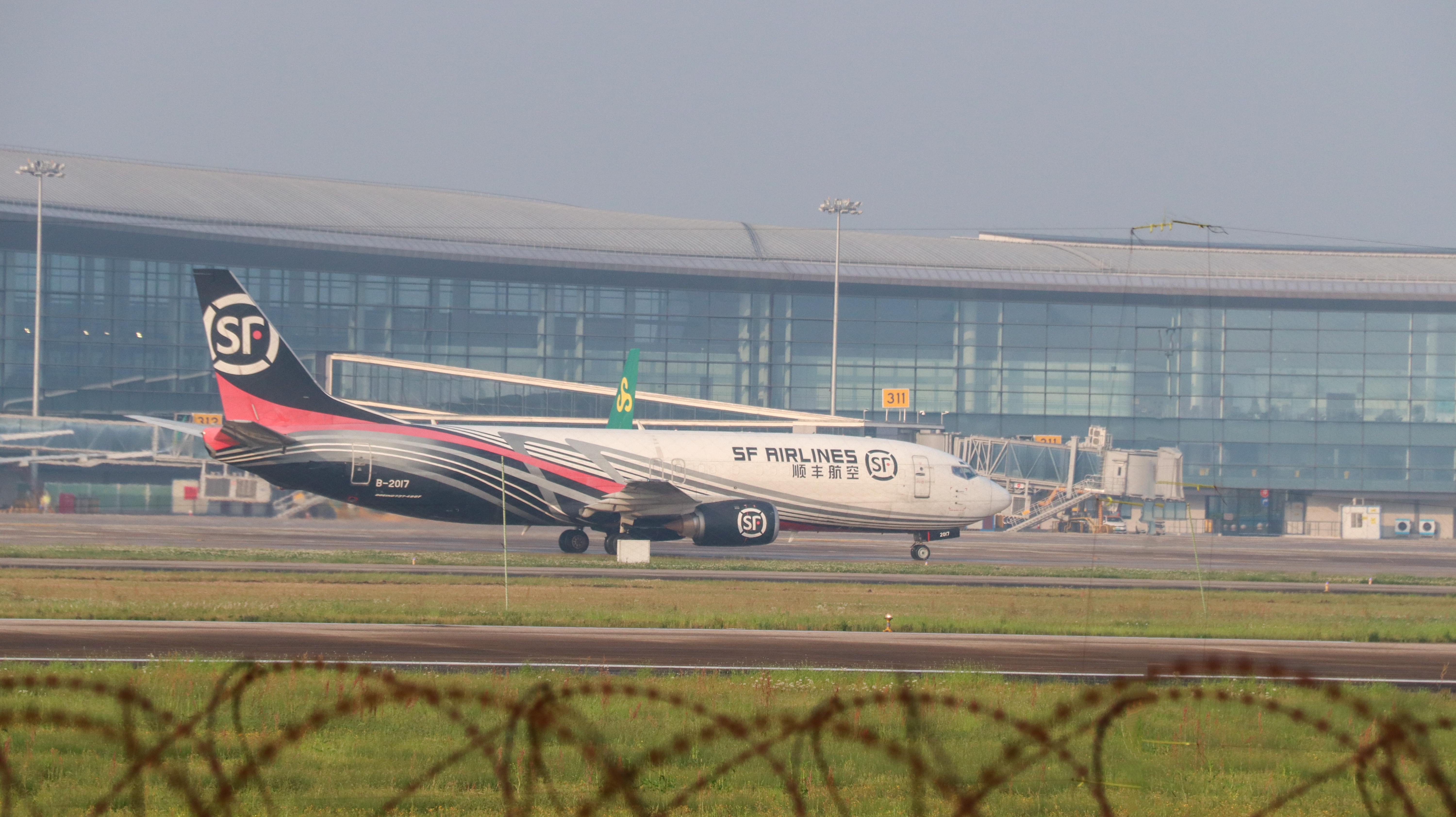 顺丰快递航空波音737