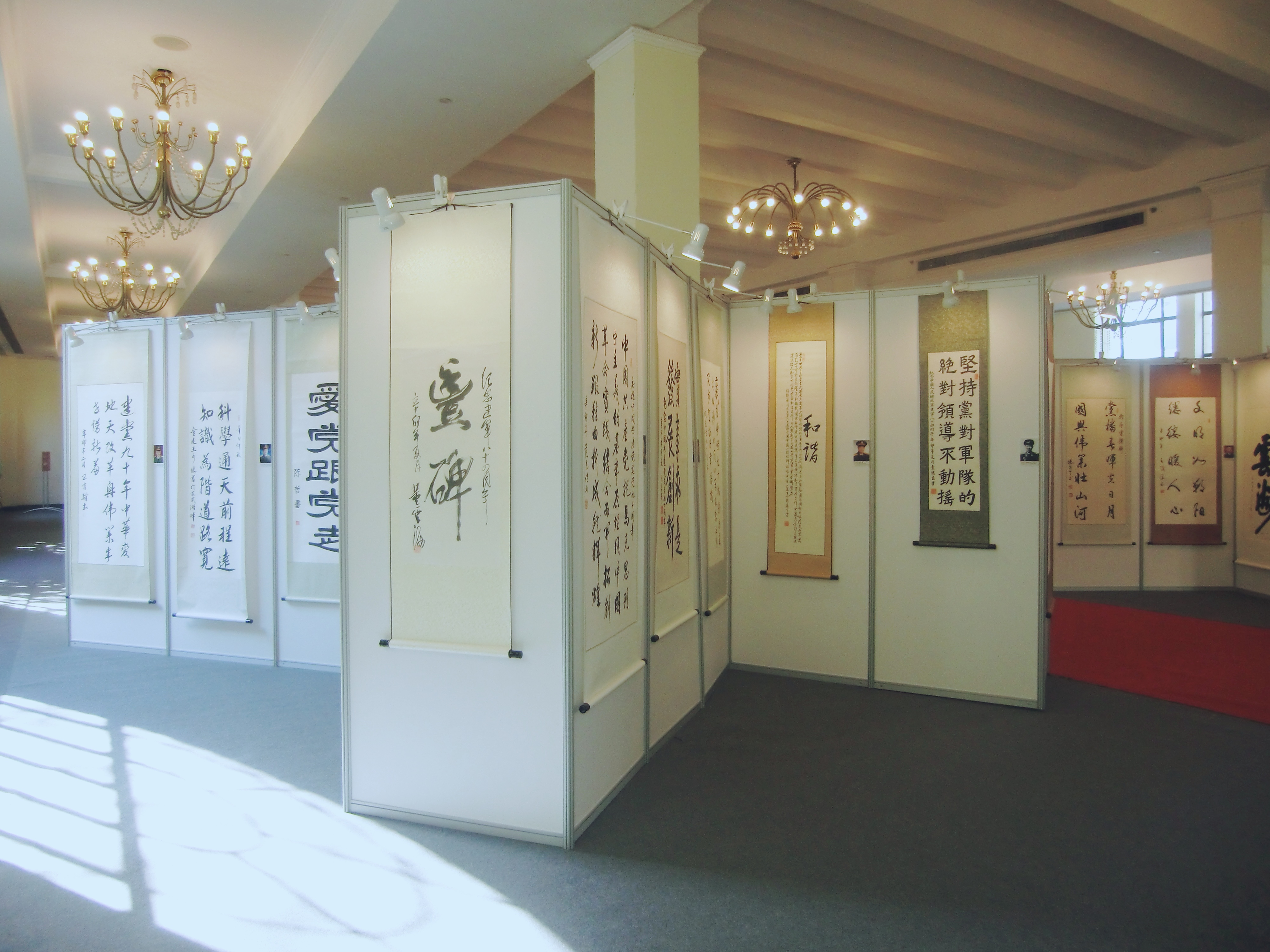 书画展板展架租赁,画展挂画展板布置,上海书画摄影展板租赁