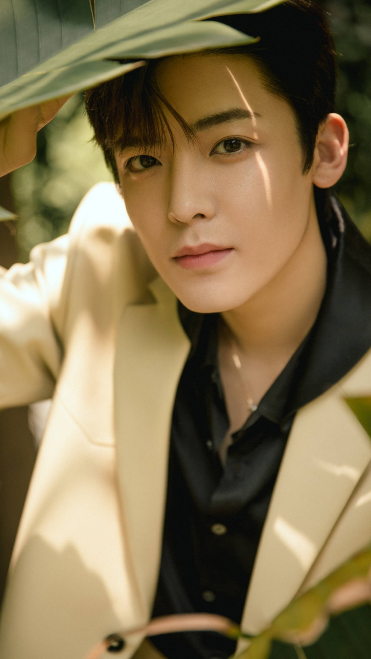 演员侯明昊,电视剧《寒武纪》中帅气的捡子哥,来看帅照